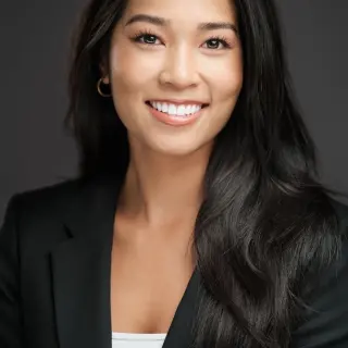 Mei Lin Teo, contract desk editor